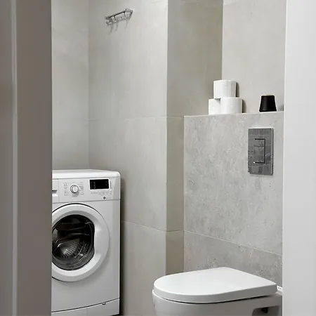 Apartment Sw Ducha Center By Piroko *
